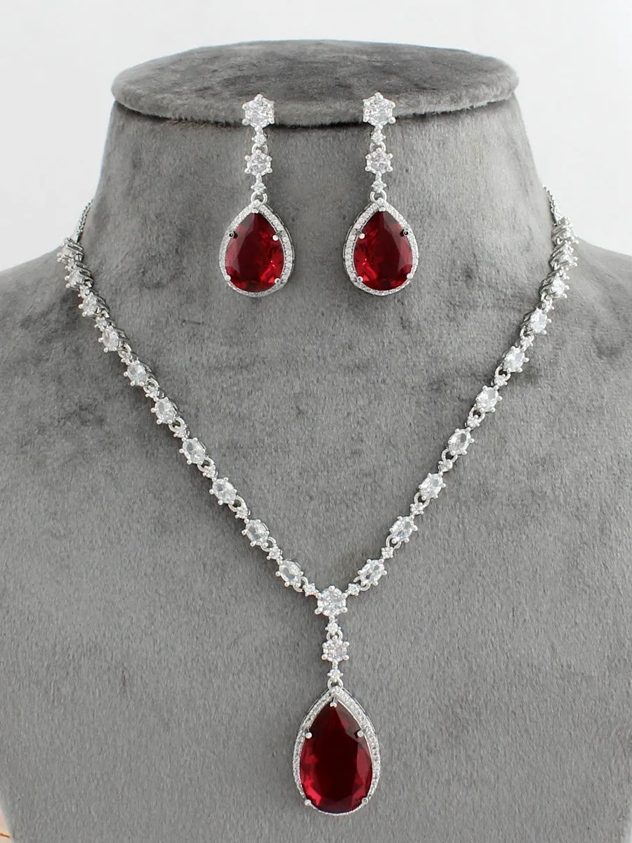 Sofia Pendant Necklace Set