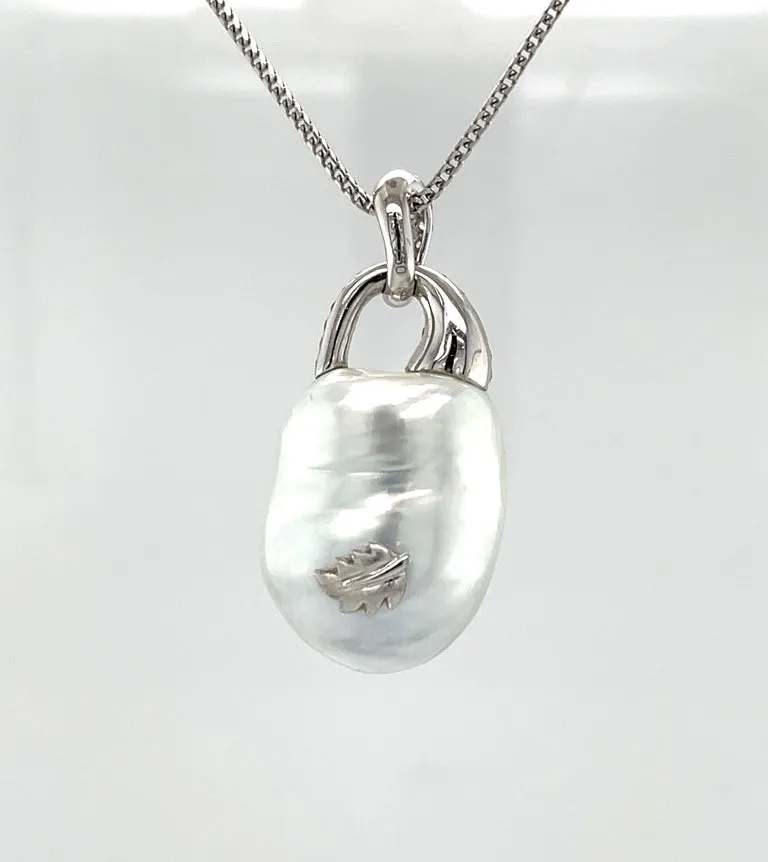 South Sea Pearl and Diamond Pendant Necklace in 18k White Gold