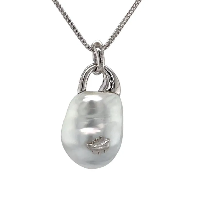 South Sea Pearl and Diamond Pendant Necklace in 18k White Gold