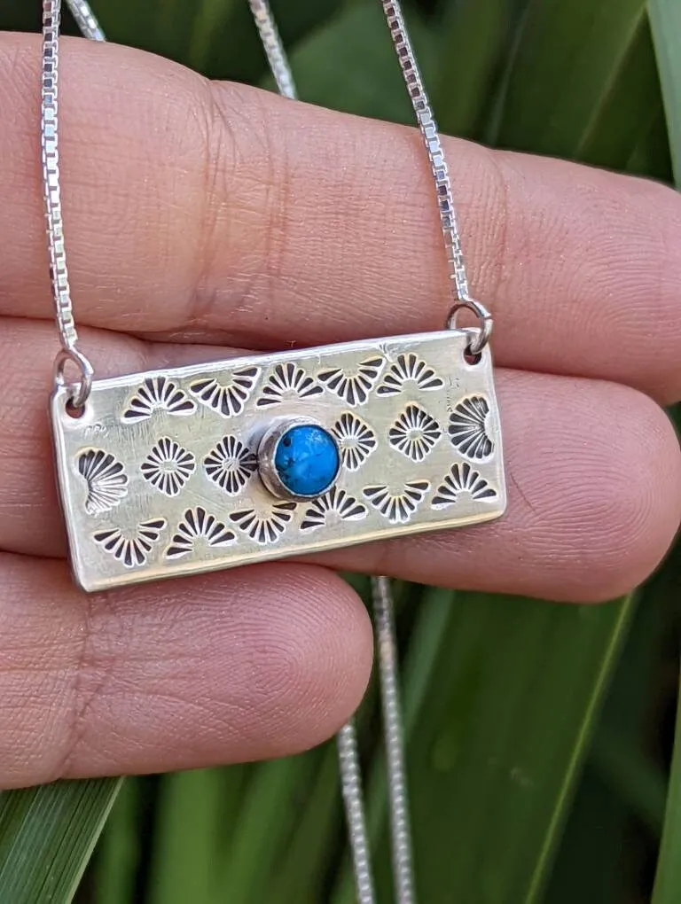 Sterling silver necklace with 5 mm Kingman mine turquoise