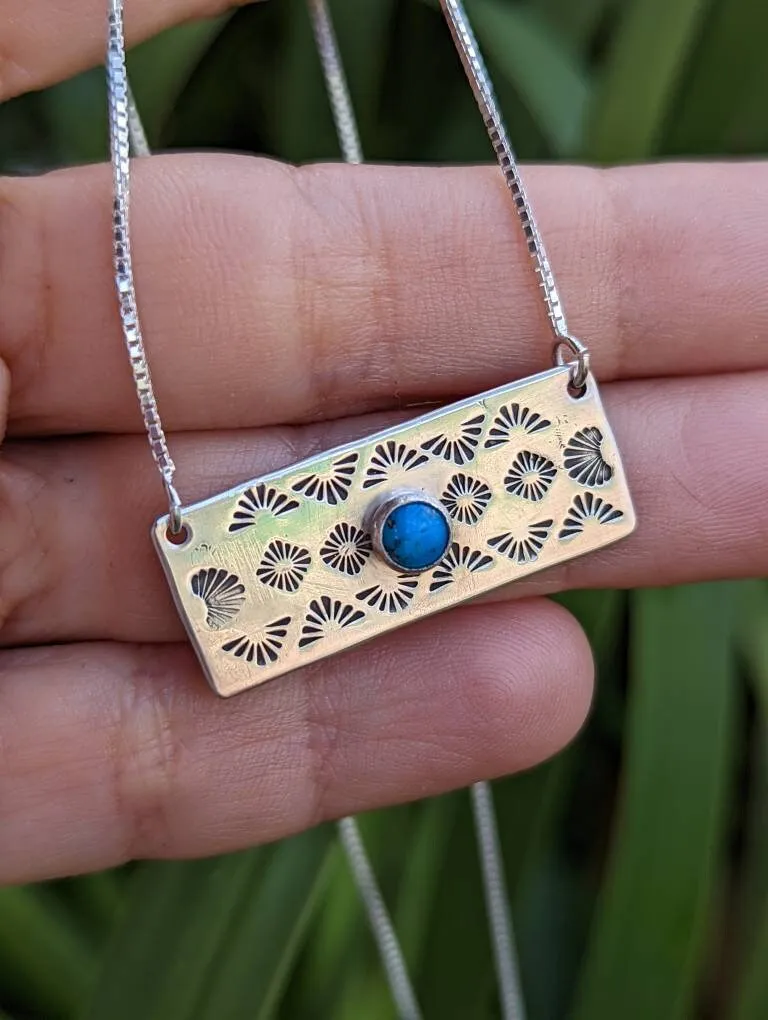 Sterling silver necklace with 5 mm Kingman mine turquoise