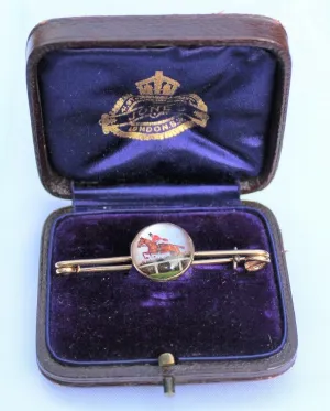 Stock or Bar Pin Reverse Intaglio Medallion 14 kt Yellow Gold With Original Box
