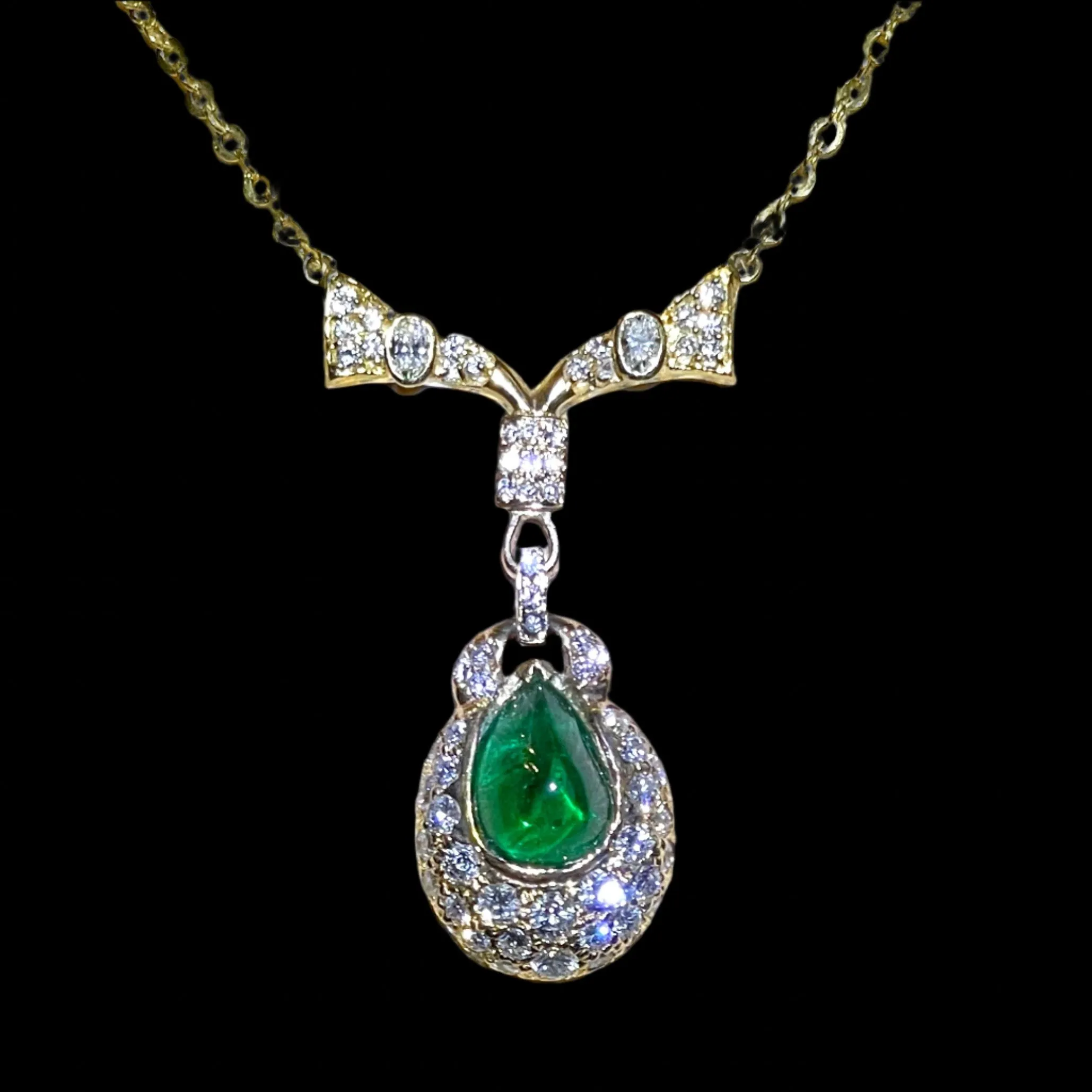 Super Clearance, Must Sell 5.56 ct. Natural Emerald and Diamond Necklace