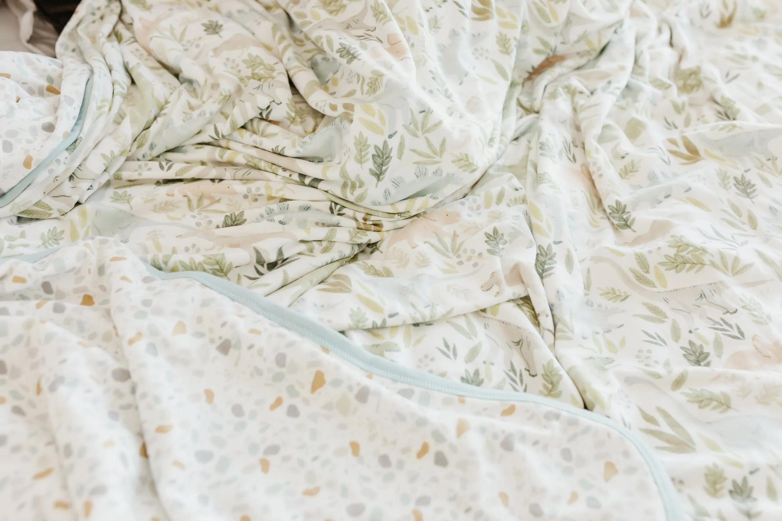 Three-Layer Jumbo Quilt - Rex