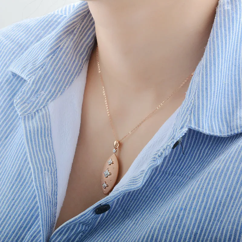 Two-Tone Gold Diamond Clover Pattern Pendant Necklace
