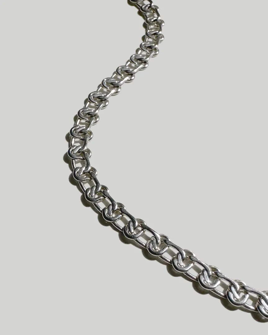 Vieno Necklace