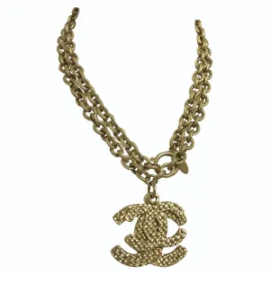 Vintage CHANEL long chain necklace with large and small CC mark pendant top. Gorgeous masterpiece jewelry. 060806k1y