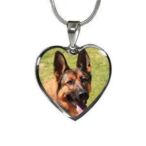 Your Dog on this Luxury Necklace with Heart Pendant